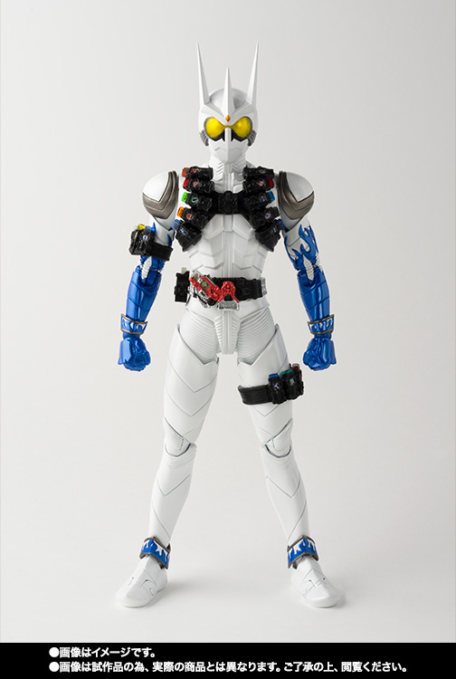 S.H.Figuarts（真骨彫製法） 仮面ライダーエターナル│株式会社BANDAI