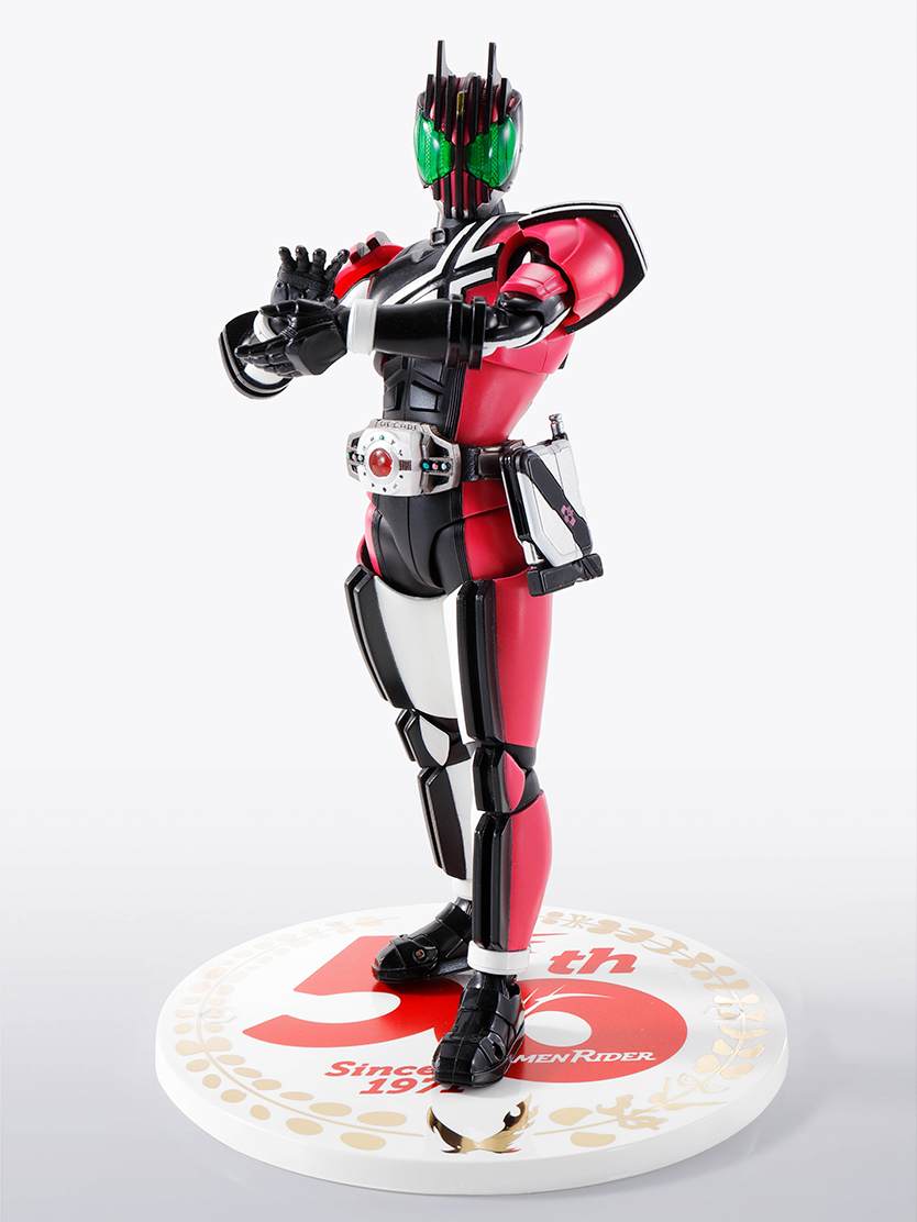 S.H.Figuarts（真骨彫製法） 仮面ライダーディケイド 50th Anniversary