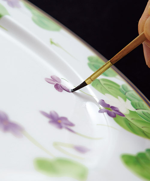 特集 手にとるたび、こころ満ちる｜ハンドペイントの世界 | ノリタケ