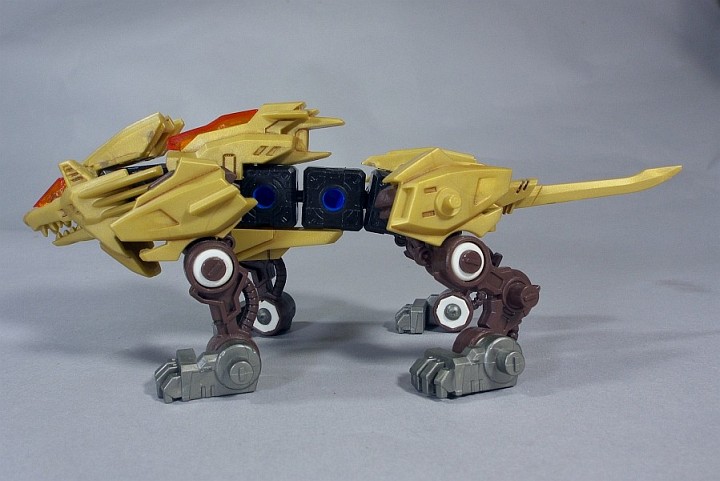 ZOIDS BZ-001 レオブレイズ スペシャルカラーバージョンゴールド