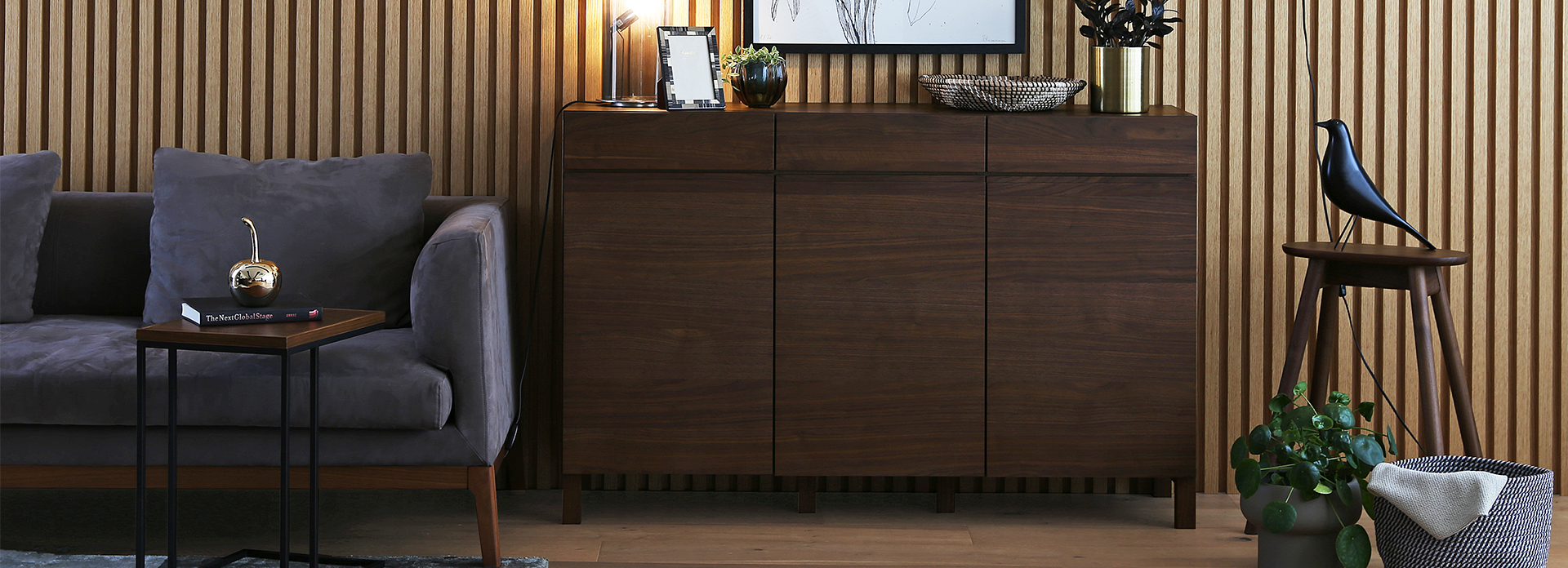 レッチェ 134キャビネット WALNUT(W134×D40×H88cm)税込￥145,000