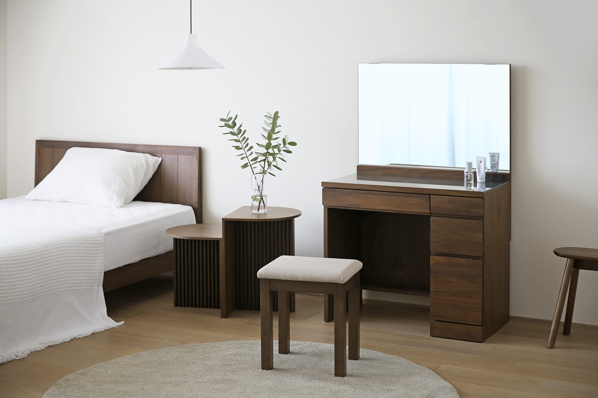 レッチェ 80ドレッサー（スツール付） WALNUT(W80×D44.5×H125cm)税込