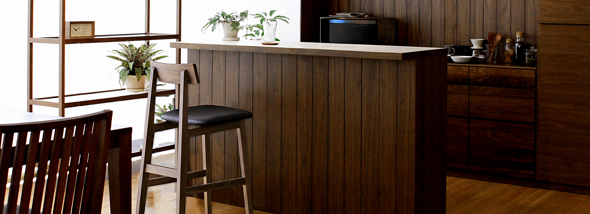 ヴィネ180下台 WALNUT (天板別売り)(W180×D37×H88cm)税込￥198,000