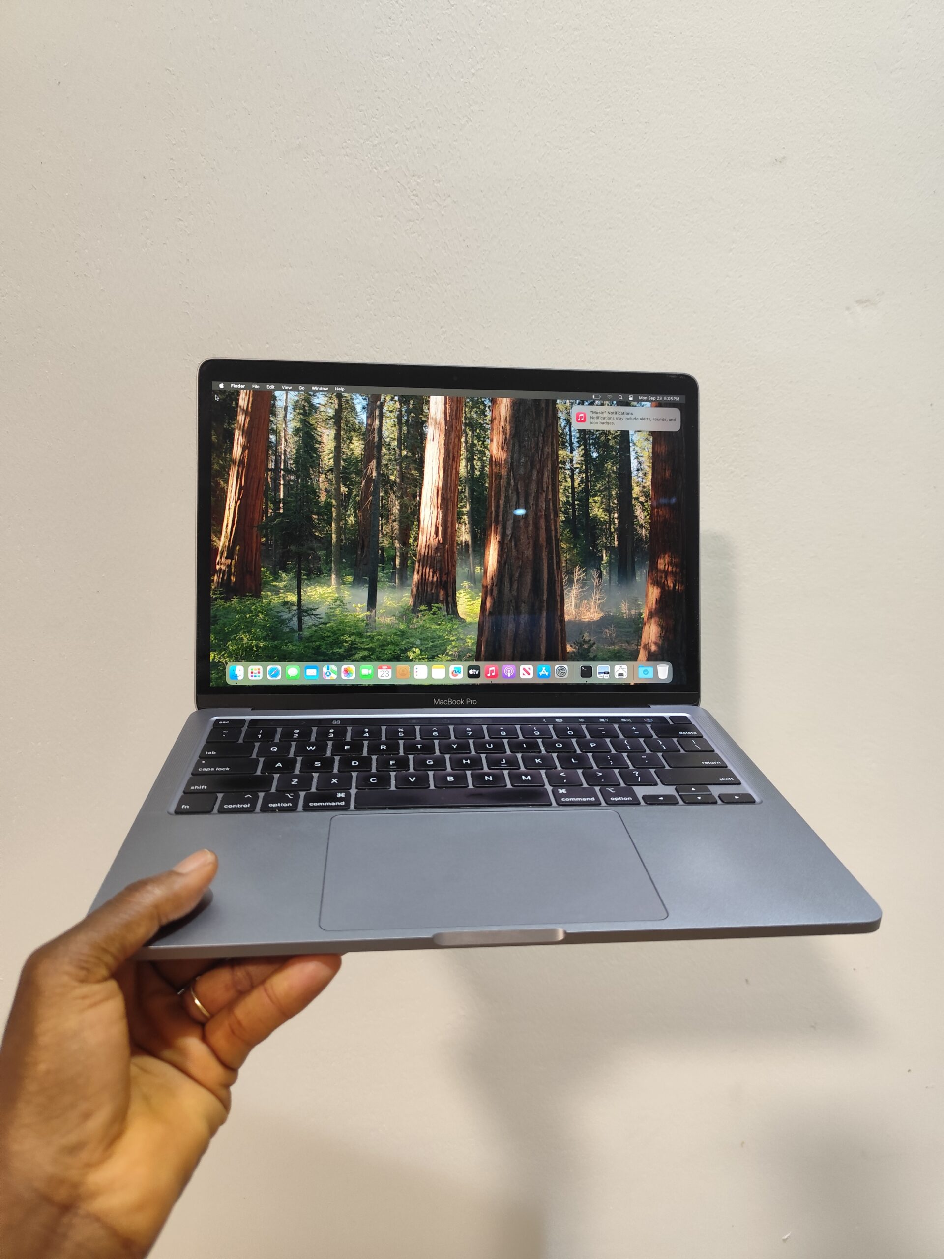 Apple MacBook Pro 2019 |Core i7, 16GB Ram, 512GB SSD| 13″| Pre