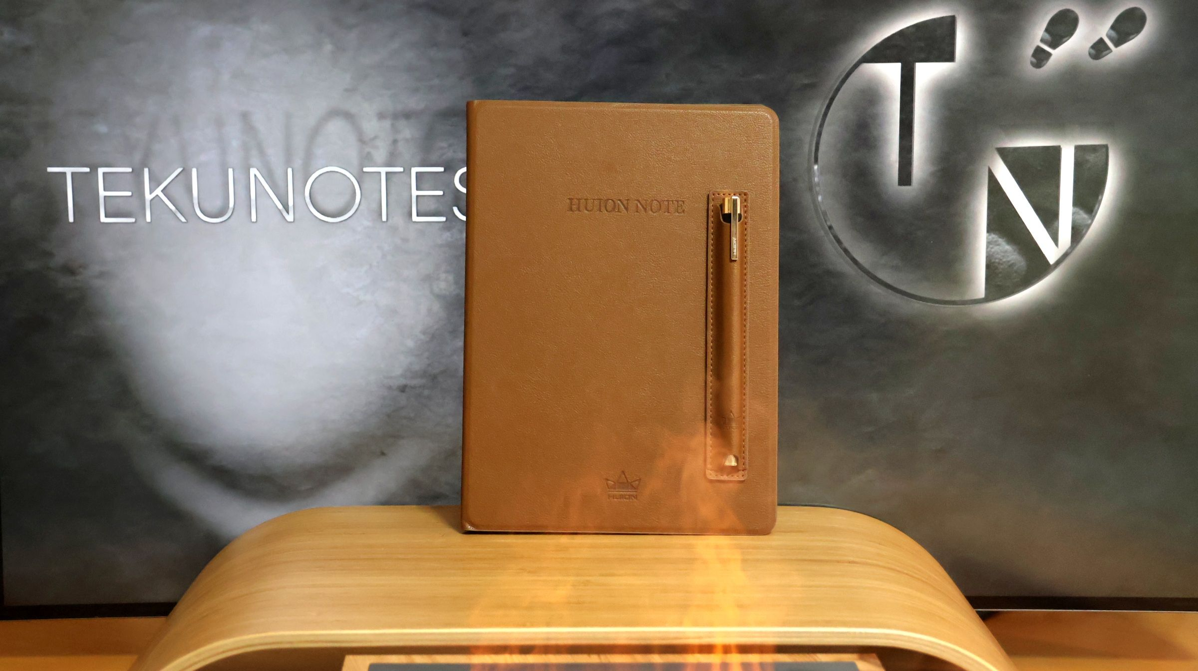 Huion Note 実機レビュー│アナログが即デジタル化、PCで「板タブ」に