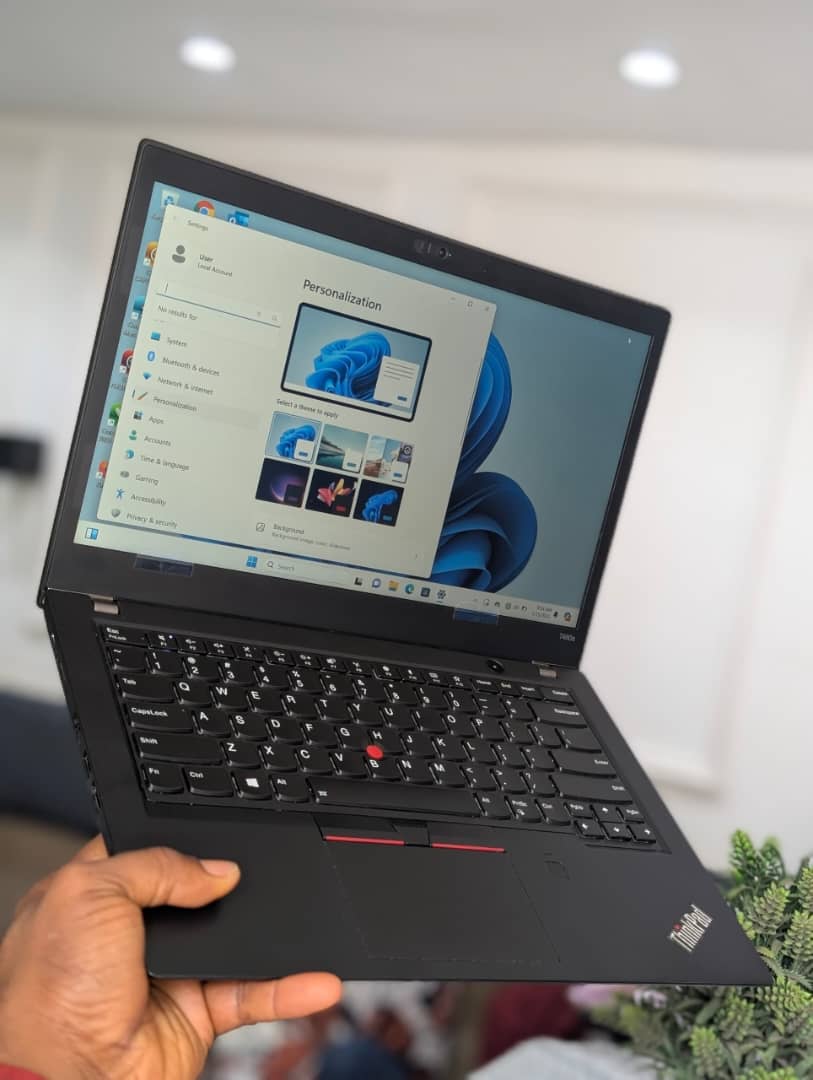 Lenovo ThinkPad X240 8GB RAM 320GB HDD + 128GB SSD