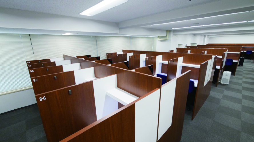 東大・京大・国公医 受験指導専門塾の 鉄緑会大阪校