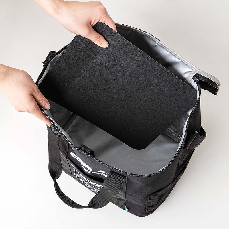 moz OUTDOOR 保冷バッグBOOK Lサイズ ブラック ver.│宝島社の通販