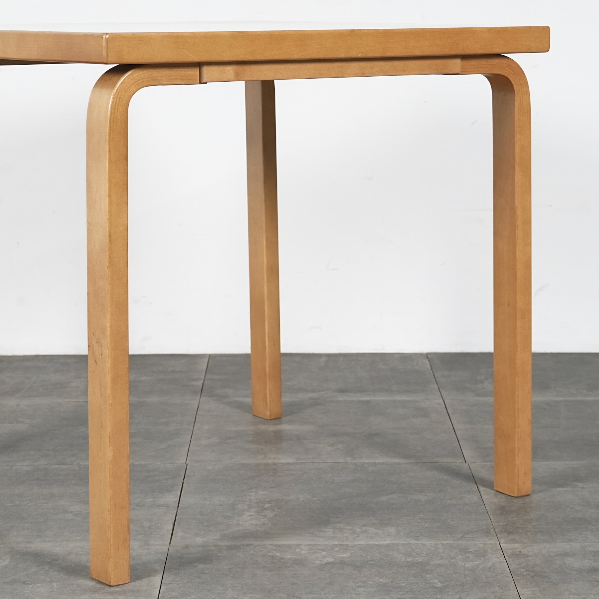 Alvar Aalto / Artek】