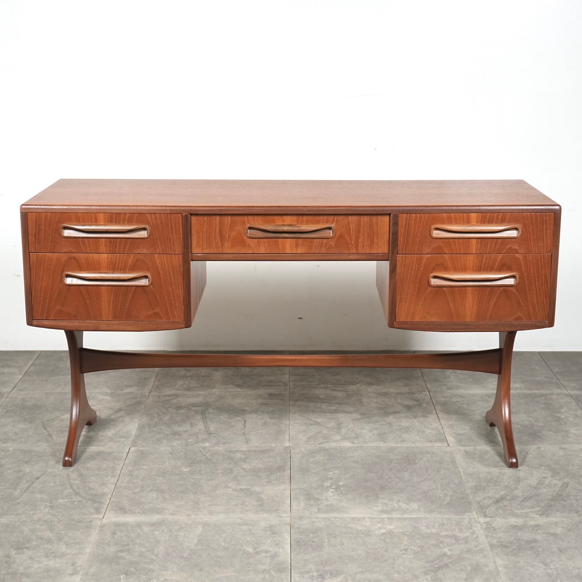 G-PLAN】Fresco ヴィンテージ ドレッサー – TIME HYPE