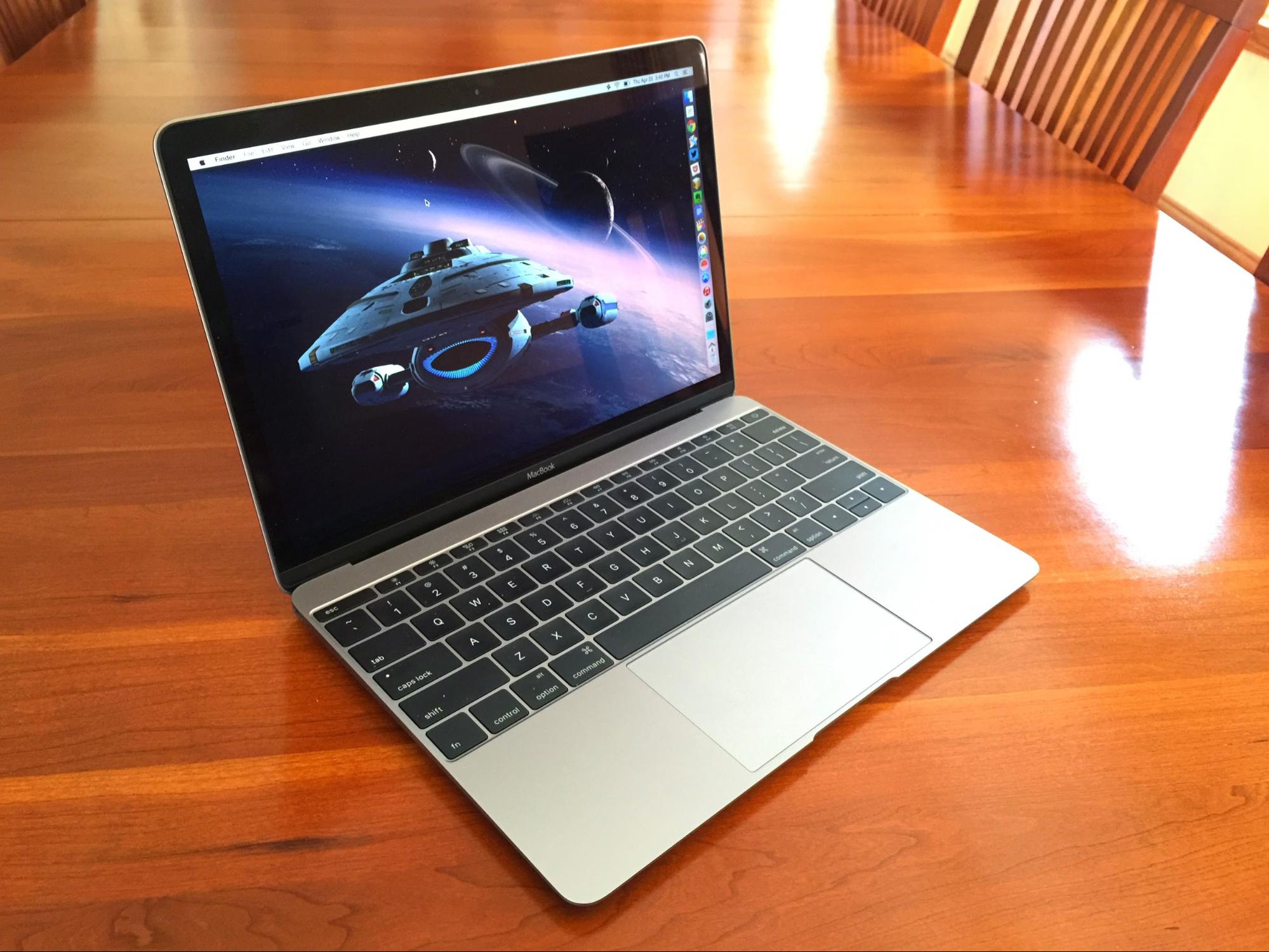 APPLE MacBook Air (Retina,12inch,2015) 【公式通販】