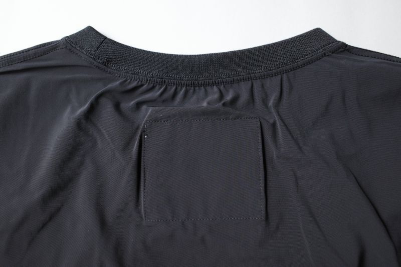 UNTRACE BOX STRETCH SMOCK 2 L/S ・BLACK - tity