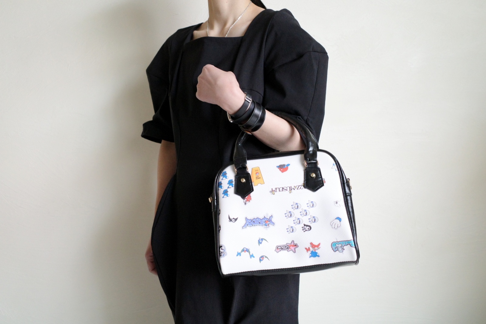 BODYSONG. BAG!AtoZ・WHITE - tity