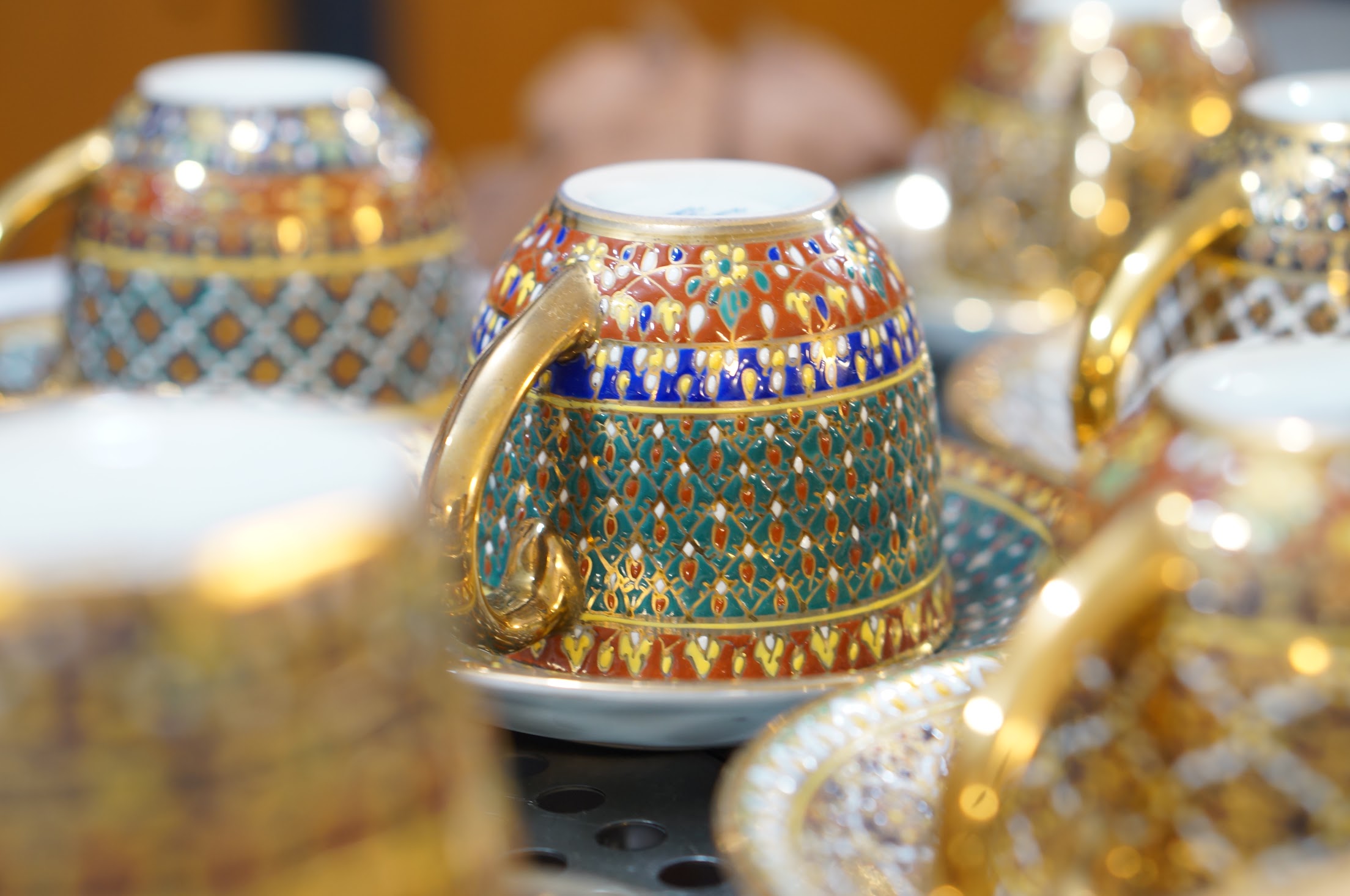 タイの伝統食器「ベンジャロン焼き」が素敵！ | THAI♡美人