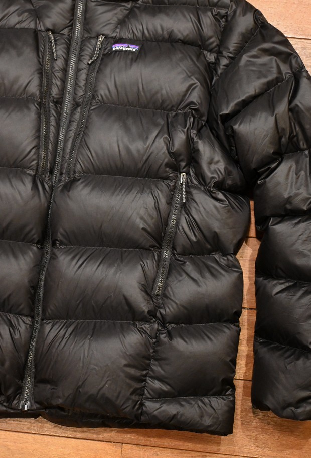 EXCELLENT USED) Patagonia パタゴニア フィッツロイ ダウン フーディ