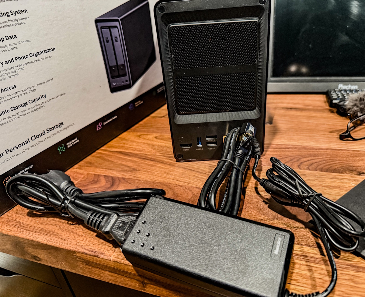 UGREEN NASync DXP2800 review - Another great NAS! - The Gadgeteer
