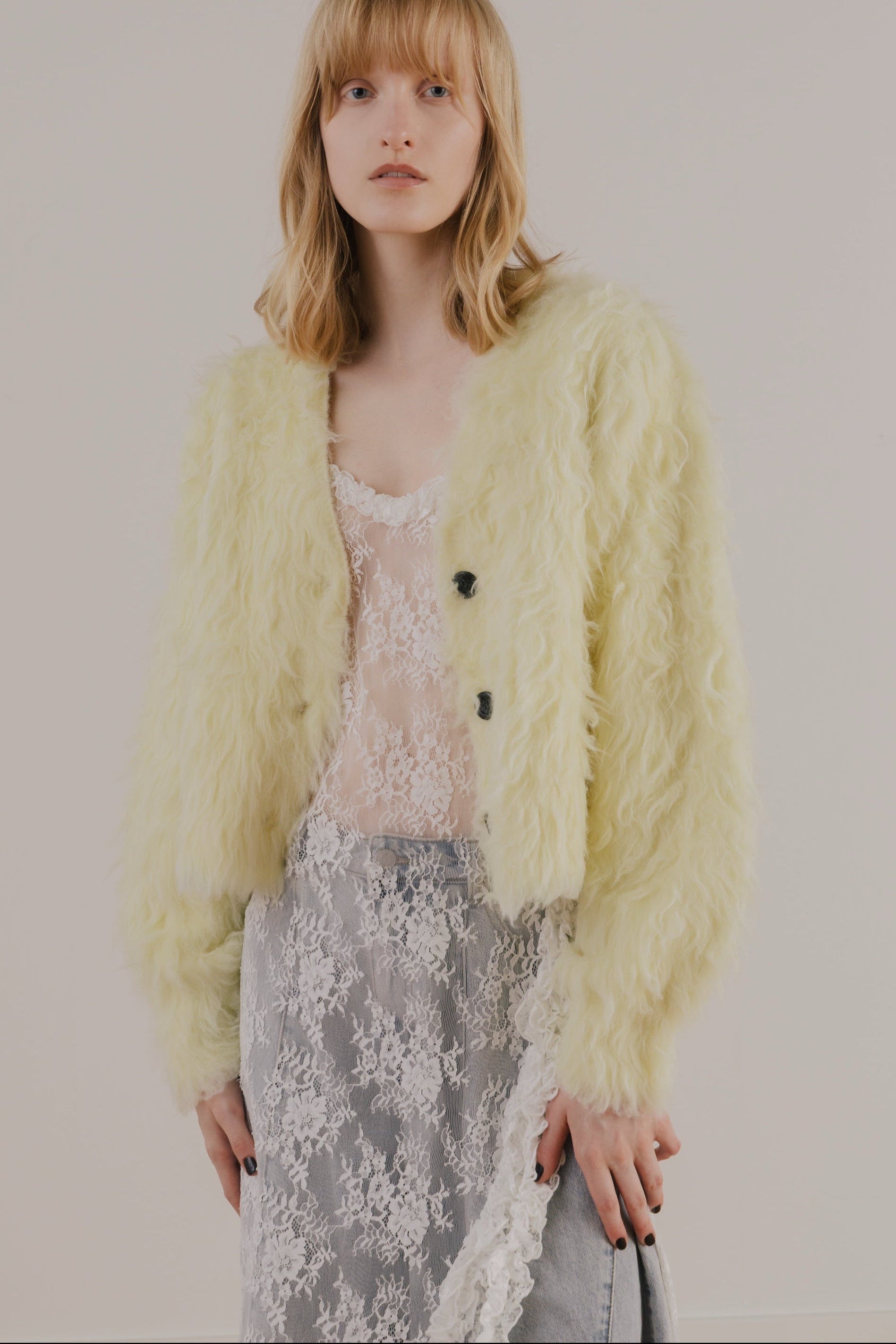 Eltz Shaggy Cardigan – THE TOÉ