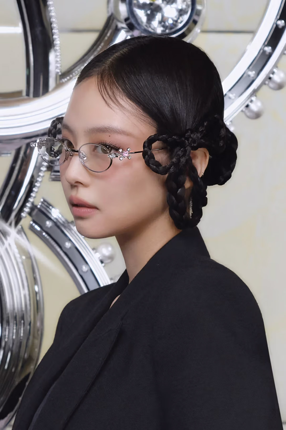 BLACKPINK's Jennie Joins Gentle Monster's Jewelry World | The