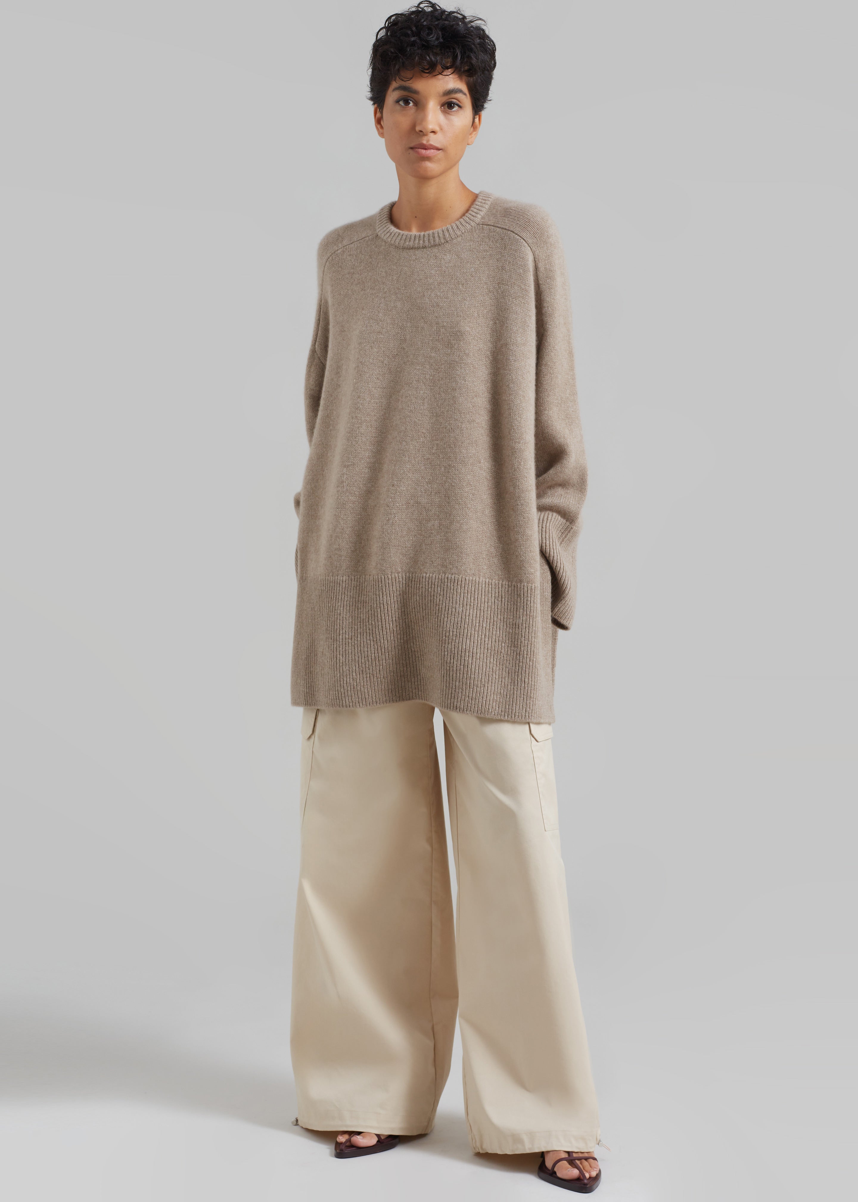 Kairon Cashmere Crewneck Sweater - Beige – The Frankie Shop