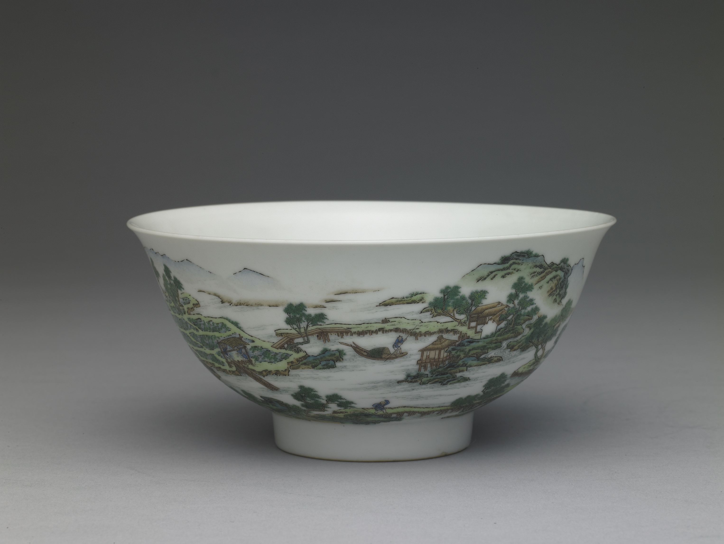 国立故宮博物院 3D文物鑑賞-3D文物-清 雍正 琺瑯彩山水人物図碗