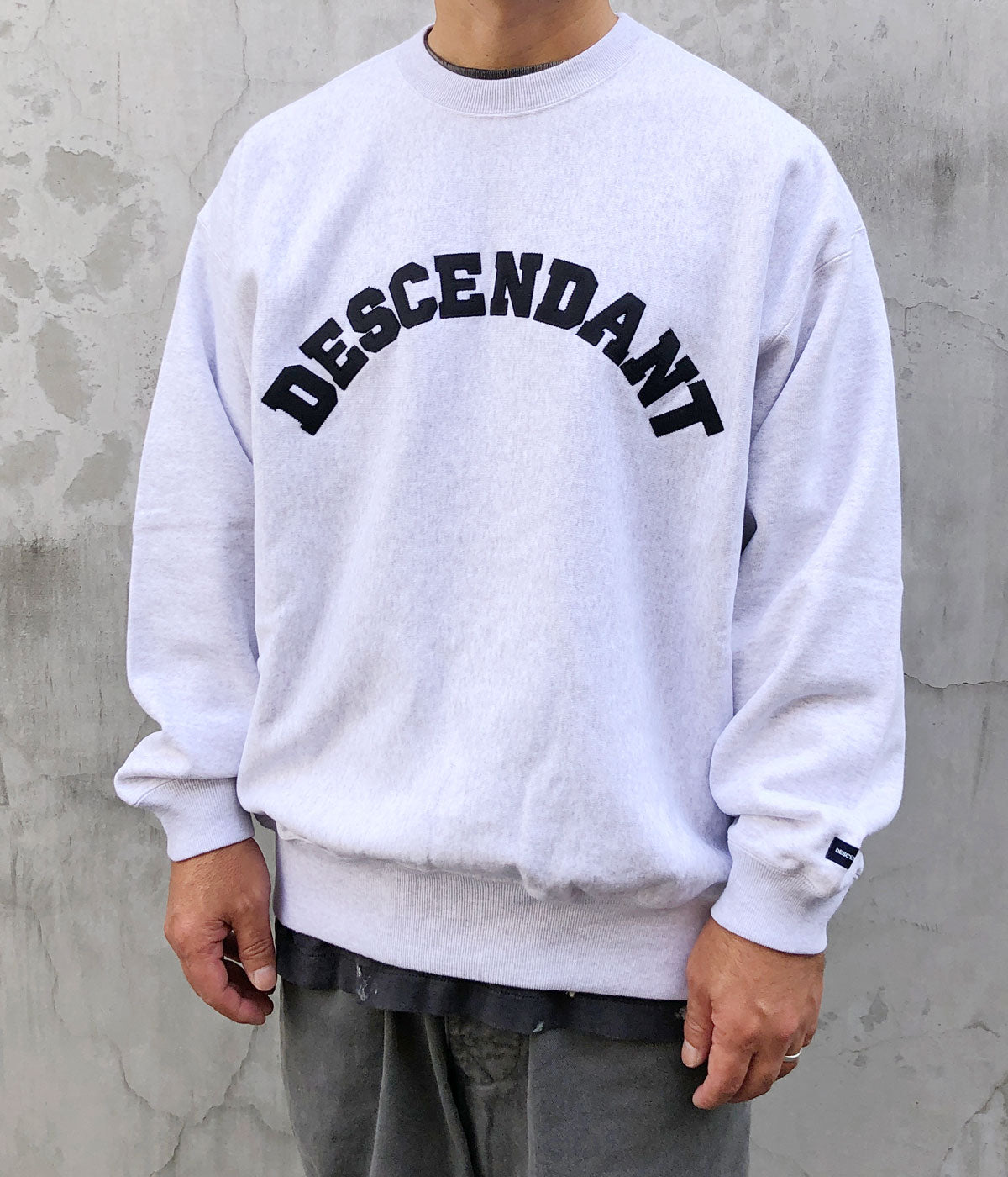 DESCENDANT/BREACHING CREW NECK (GRAY)