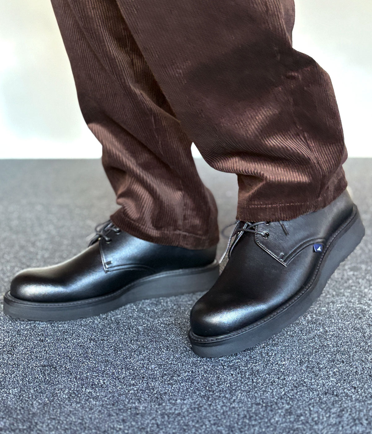 DESCENDANT/DWU 3HOLE SHOES (BLACK)