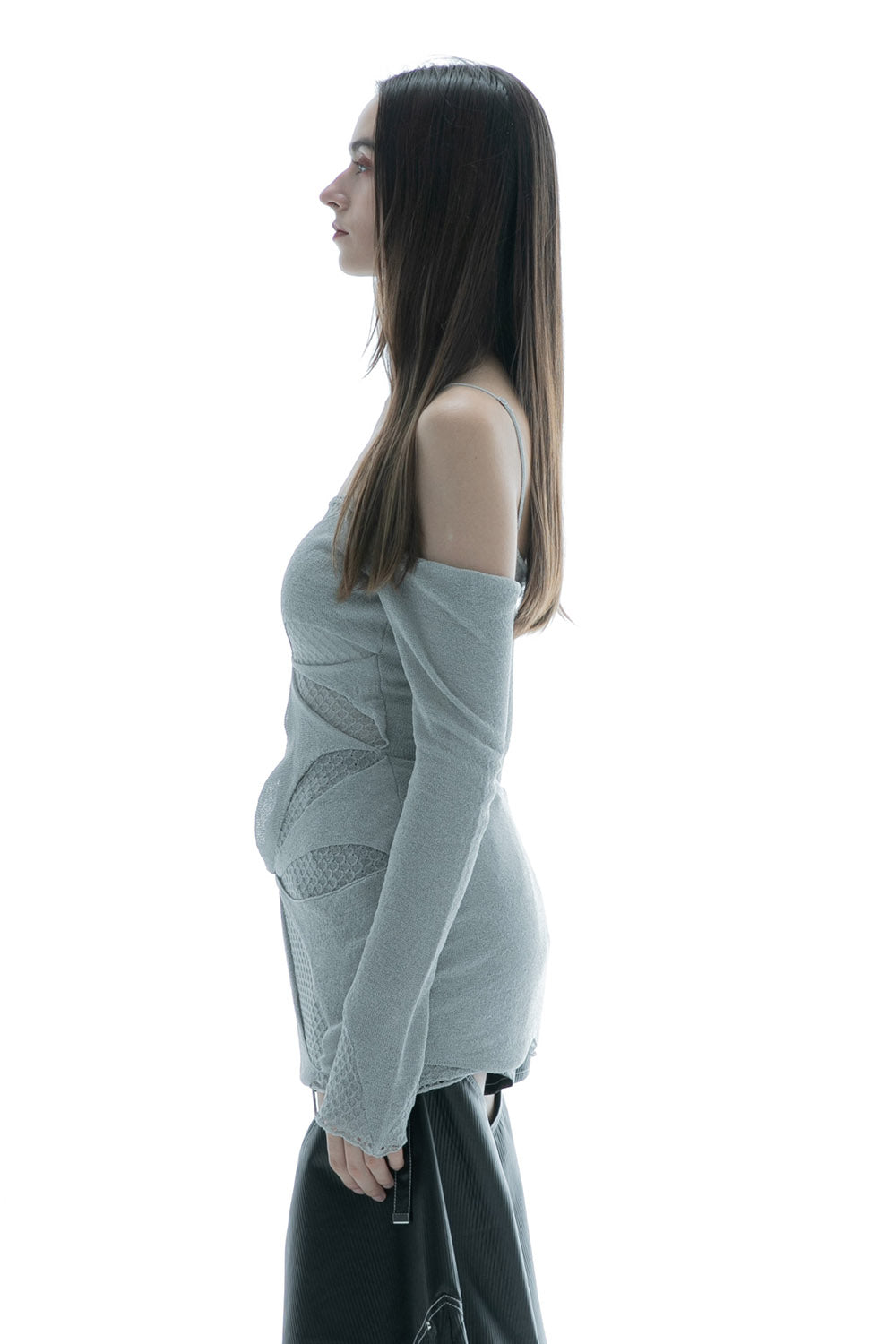 THEREDTHREAD / ザレッドスレッド】S cut out tops petal