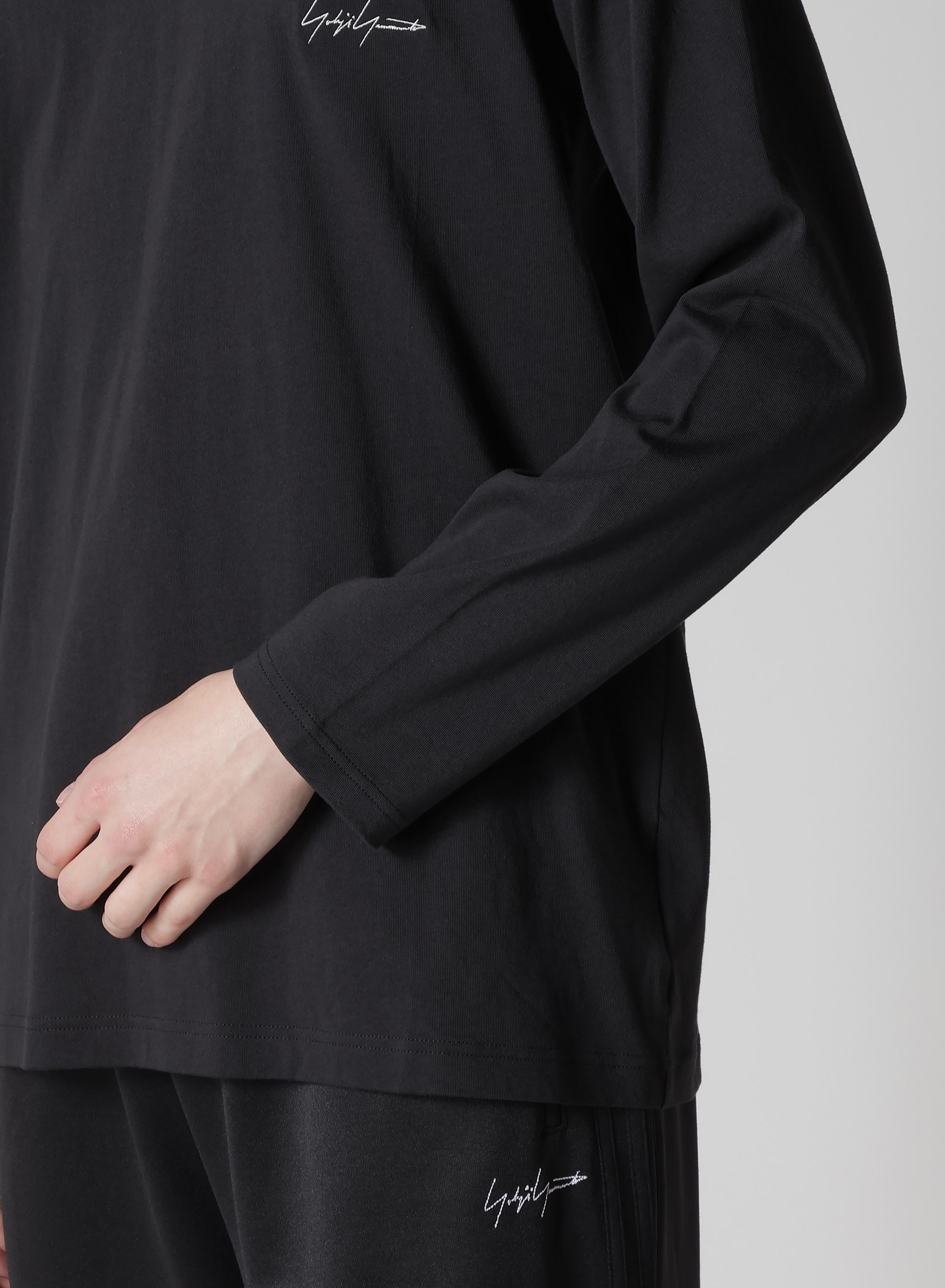 Y-3 KURO LONG SLEEVE T(XS Black): Yohji Yamamoto POUR HOMME｜THE