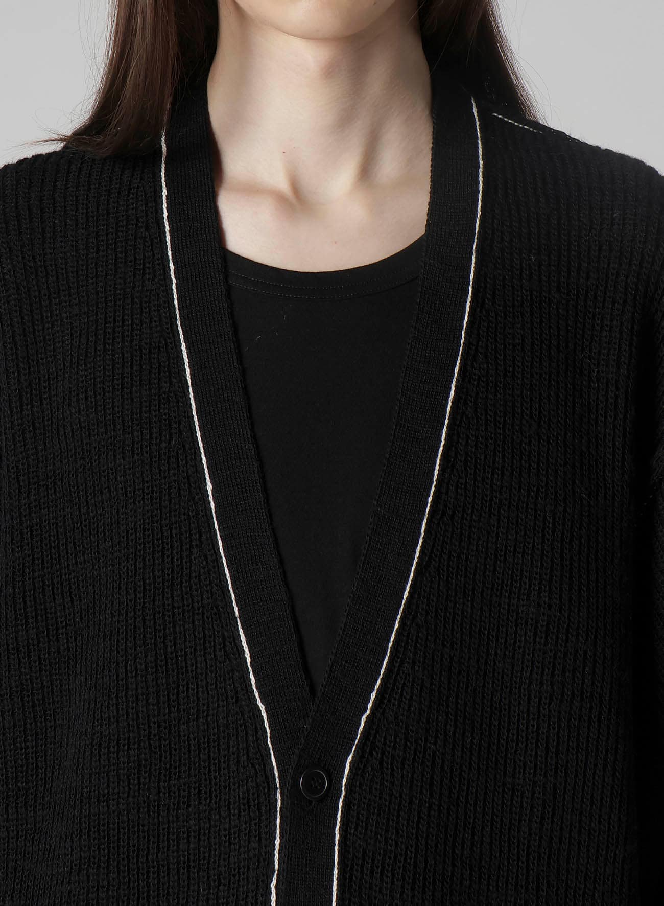 HALF CARDIGAN SLIT DETAIL V NECK CARDIGAN(FREE SIZE Black): Soldes