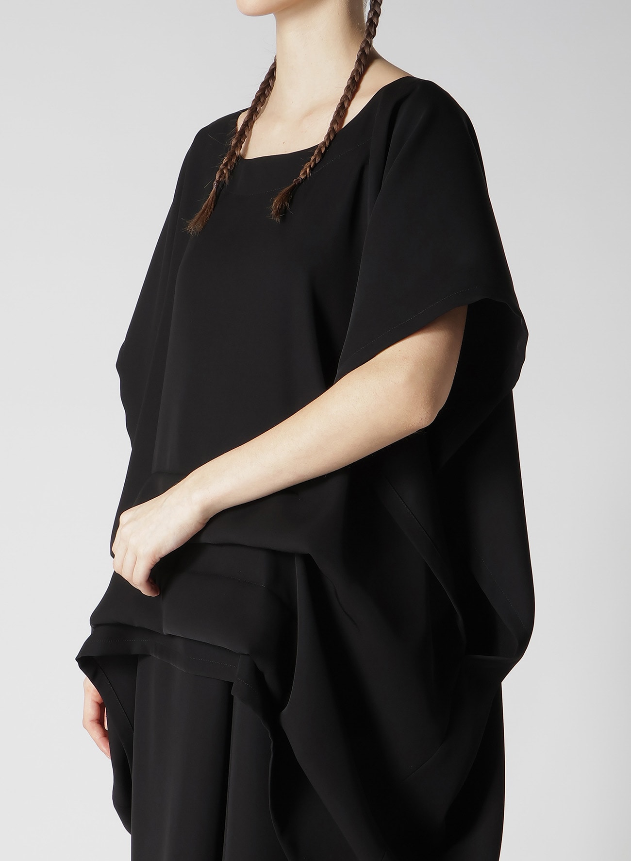 DOUBLE SATIN TUCK BLOUSE(S Black): Vintage｜Special Price｜THE