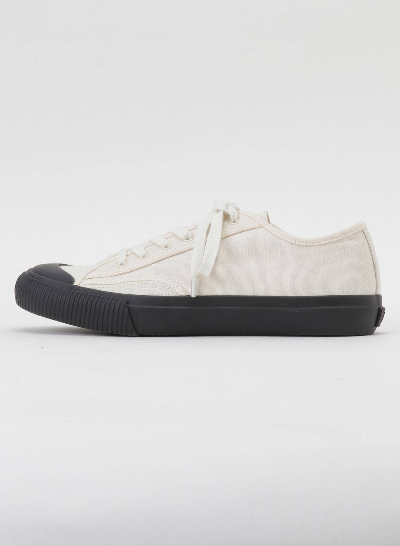 NO.9 CANVAS FLAT SNEAKERS(22.5 OFF WHITE): Vintage｜Special Price