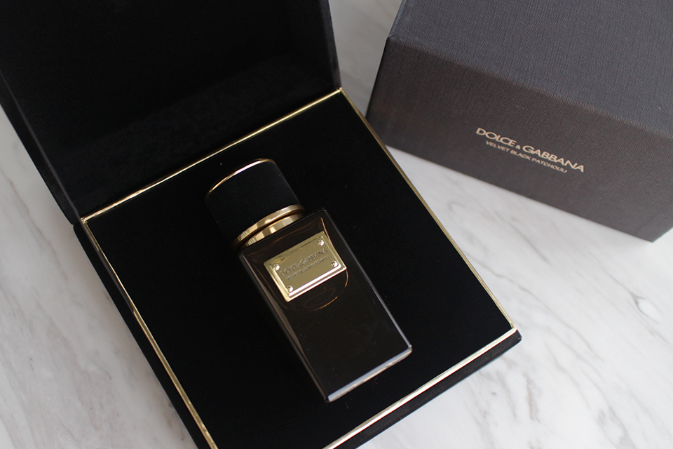 イタリアが東洋への扉を開いた物語を語りかけ、東西の香りの融合を称賛