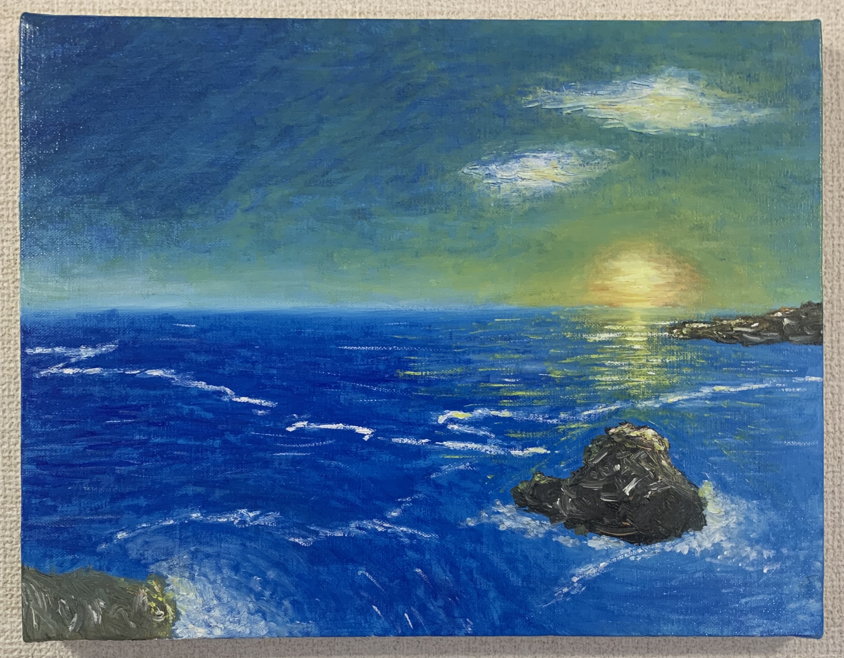 海に浮かぶ朝日と岩礁 | joan takahashi ｜インテリア絵画 アートの