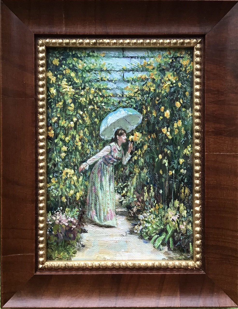 女性とバラ園の小道-Lady and Rose Garden Path- | Gens art