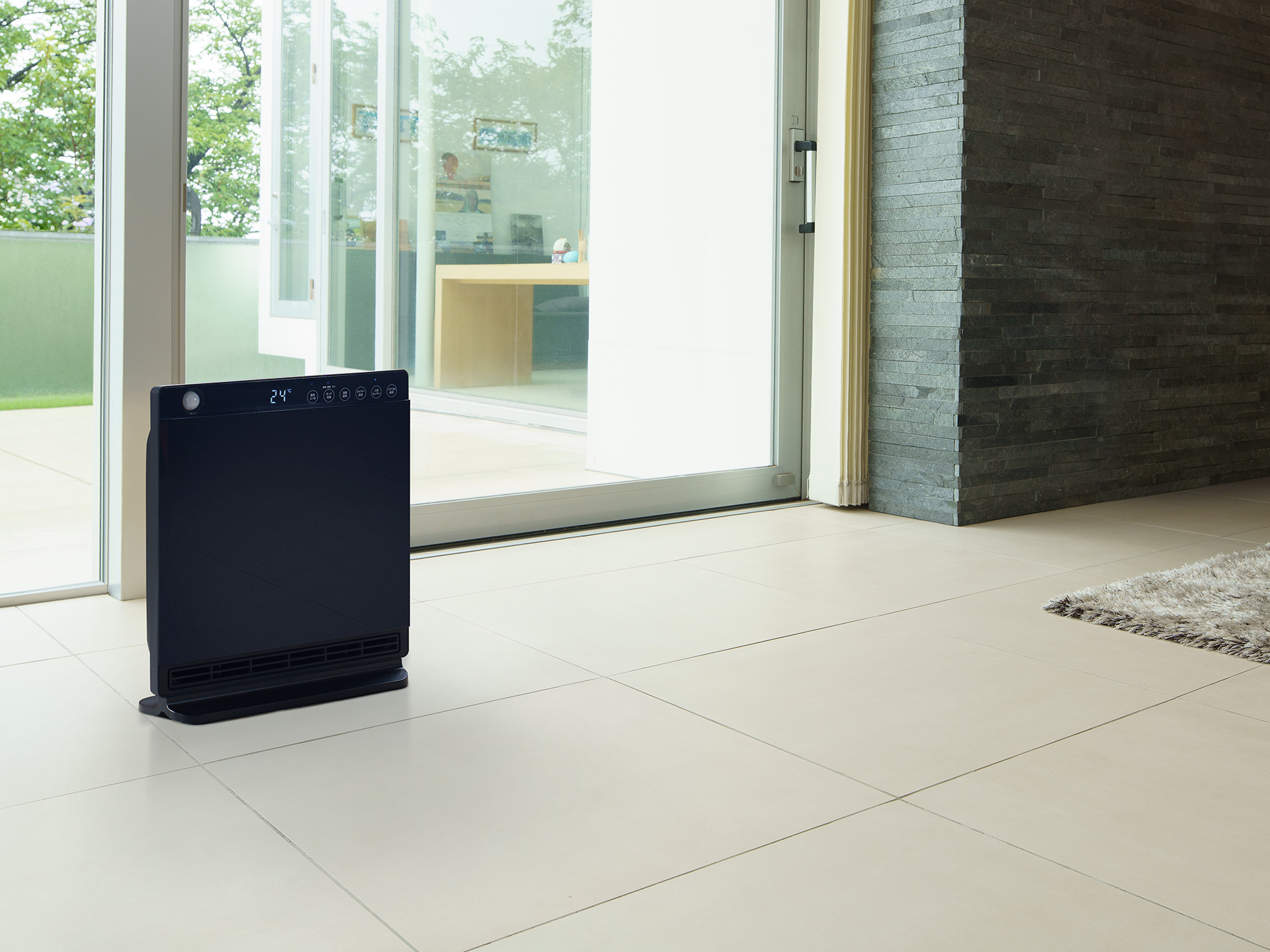 HEAT WIDE MIDDLE（人感/室温センサー付 大風量パネルセラミック