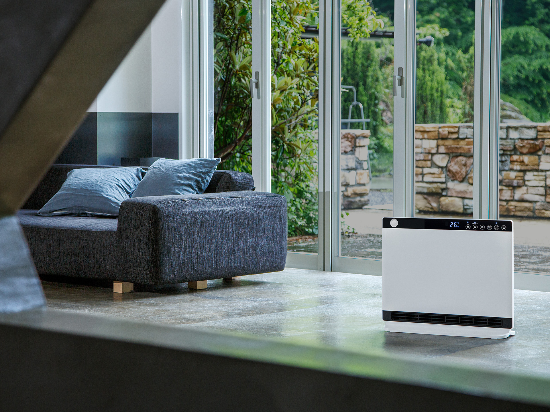 HEAT WIDE SLIM（人感/室温センサー付大風量パネルセラミックヒーター