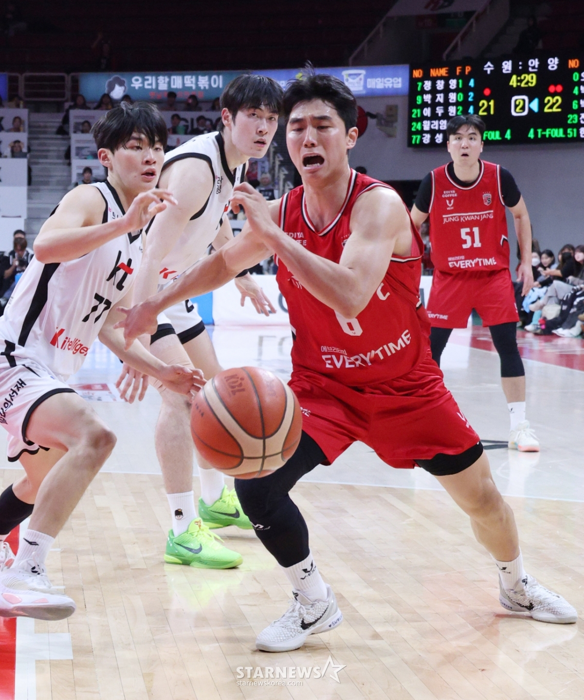 フォト] パク・ジフン「カン・ソンウクにやられた」' | STARNEWS