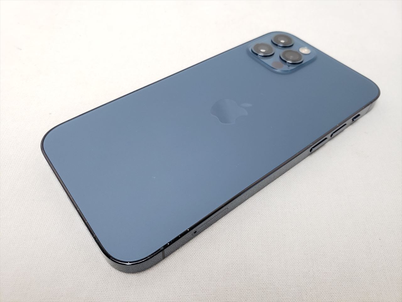 楽天市場】iphone 12 pro 128gb パシフィックブルーの通販