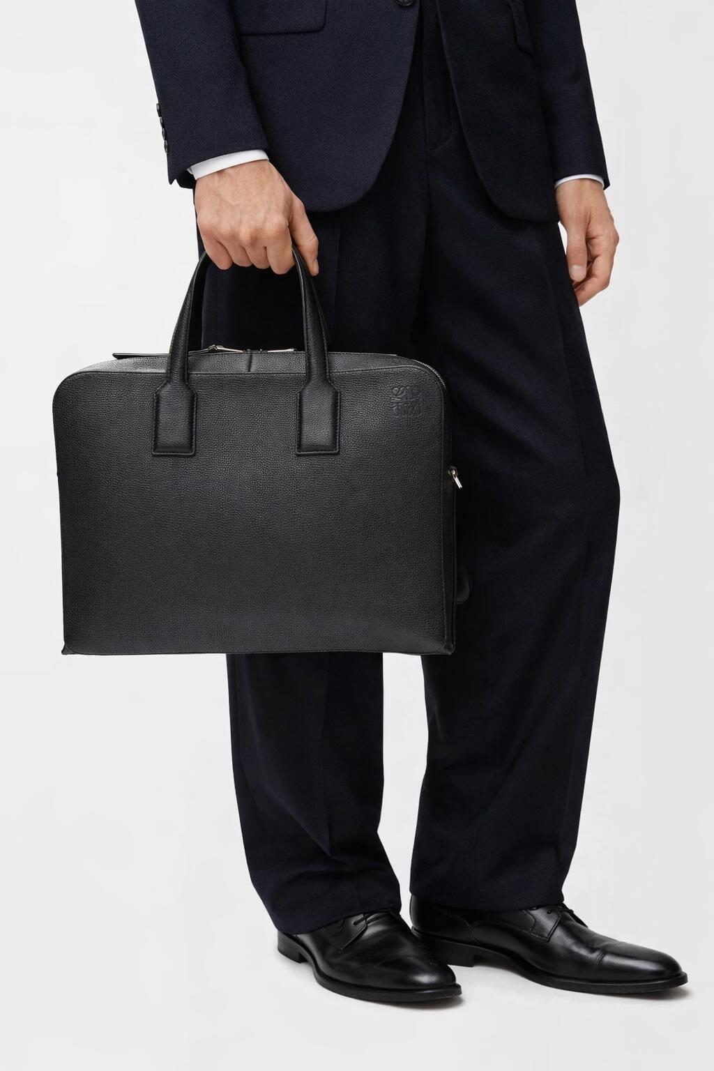 楽天市場】本革（ブランドロエベ）（ビジネスバッグ・ブリーフケース