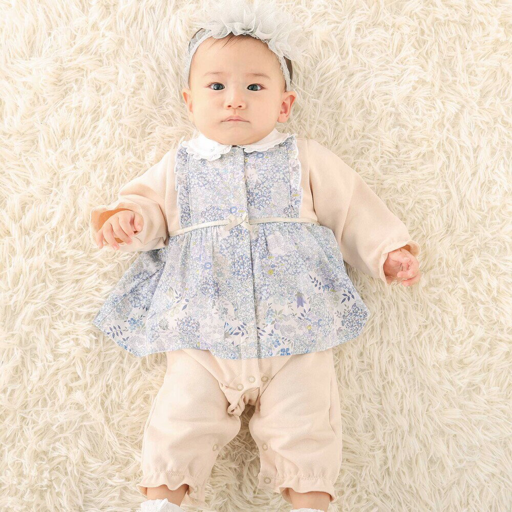 極美品 ファミリア カバーオール ロンパース 60㎝ 女の子 リバティ柄