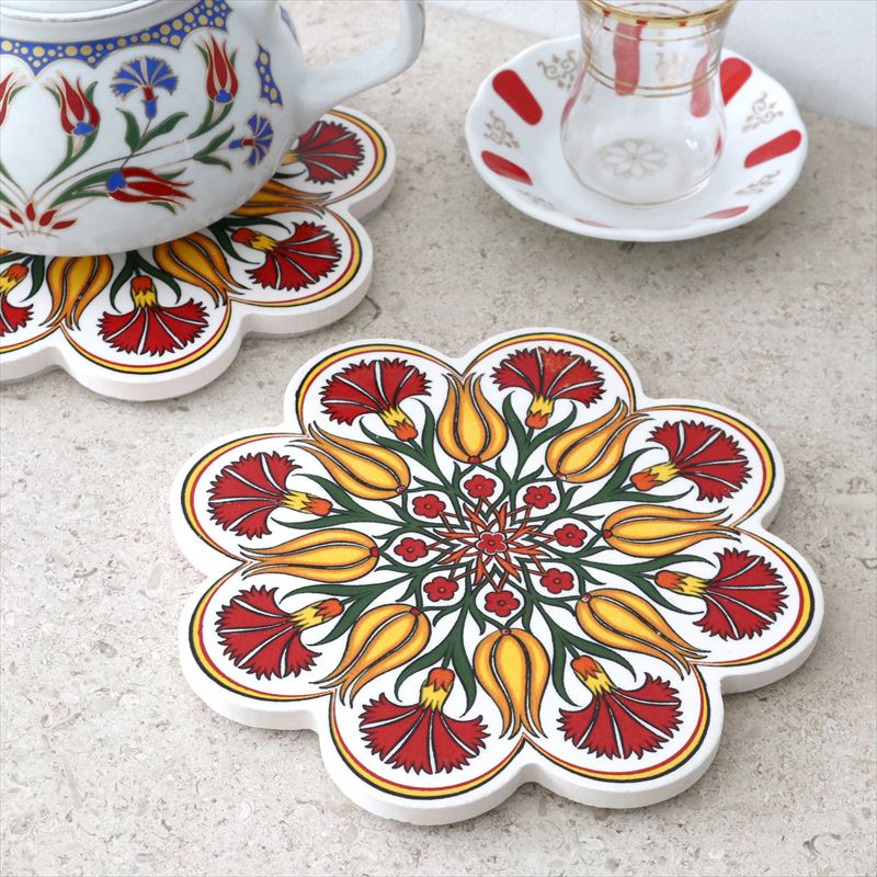 トルコの手彫りの石鍋。アンティーク トルコの手彫りの石鍋