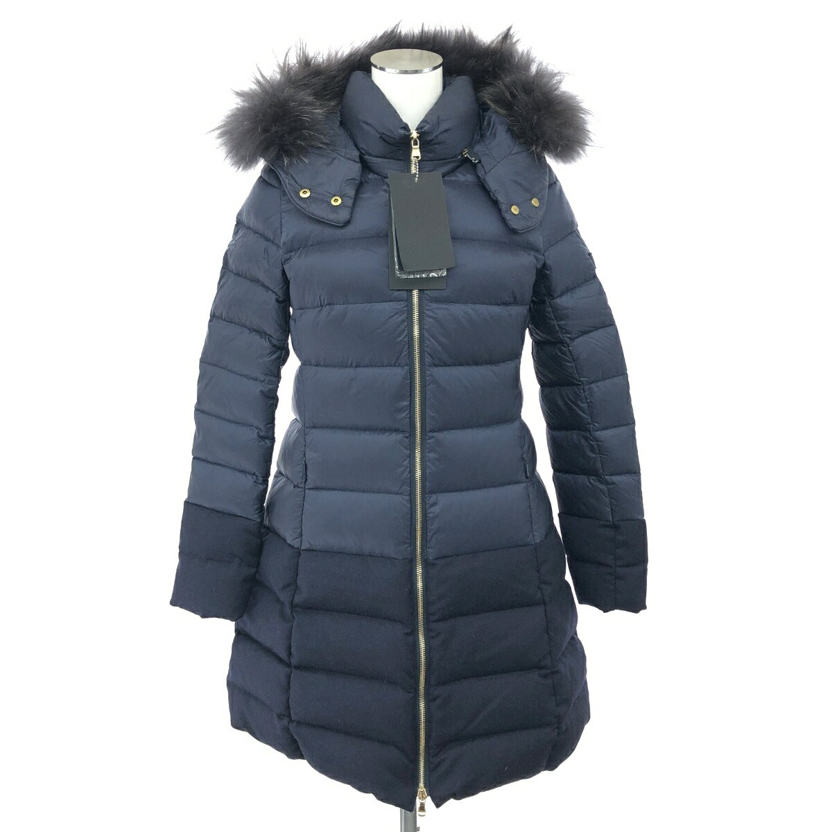 美品 TATRAS ネイビー ダウンジャケット 03サイズ即日発送可