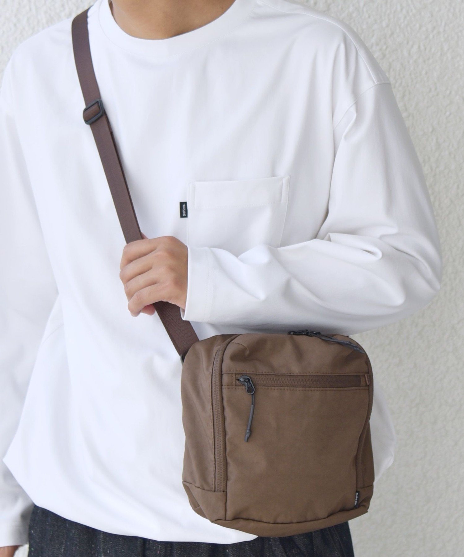 楽天市場】ナイロン ショルダーバッグ（カラーブラウン）（ショルダー