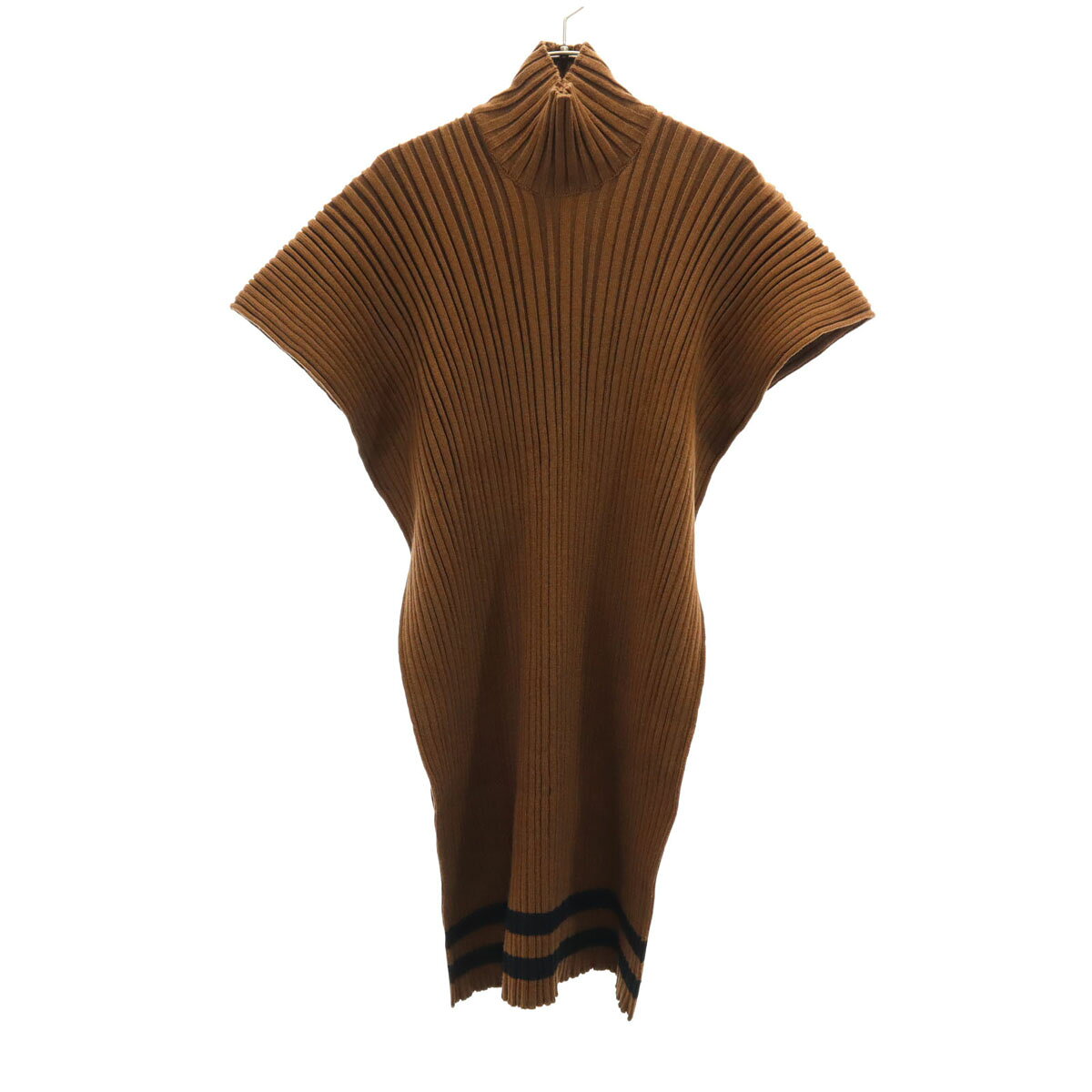 楽天市場】フェラガモ ポンチョの通販