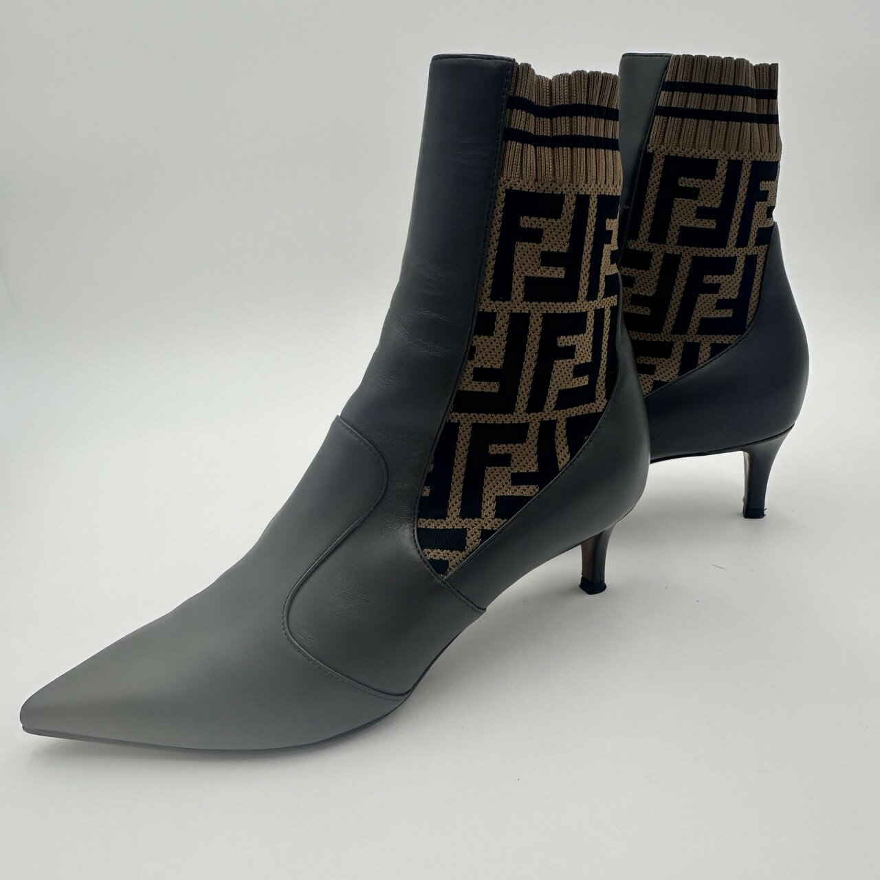 楽天市場】フェンディ ソックスの通販