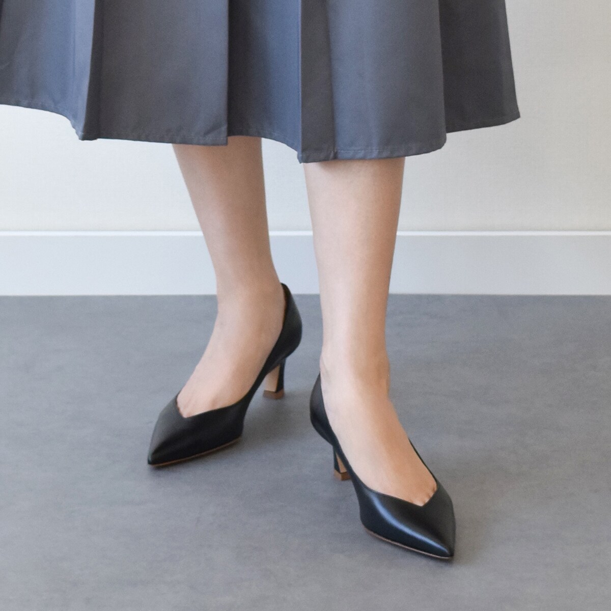 楽天市場】ファビオルスコーニ Fabio Rusconi Vカットパンプスの通販