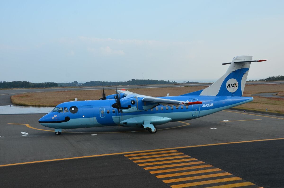 AMX 天草エアライン DHC8-Q100 1/400 AMX 天草エアライン DHC8-Q100 1