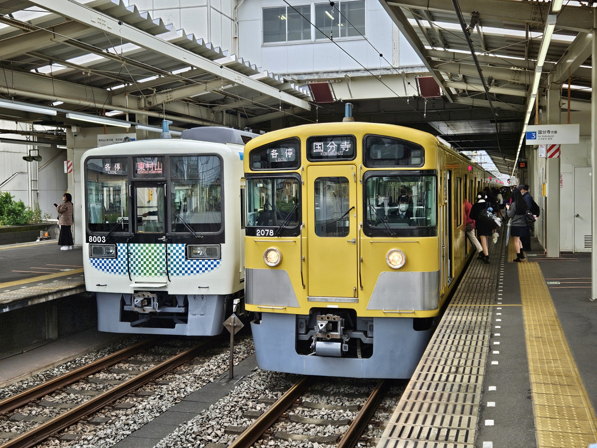 西武国分寺線で営業運転を開始した8000系8103Fを撮影する