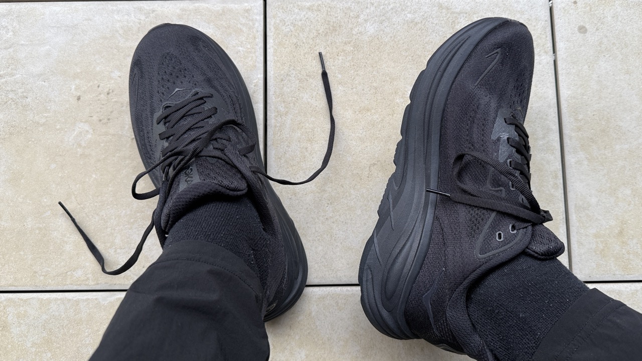 HOKA Clifton 10 レビュー【シリーズ最高レベルの履き心地】｜ともらん！