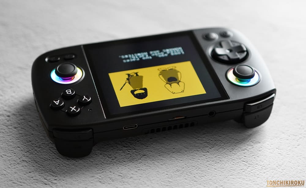 中華ゲーム機「ANBERNIC RG Cube」レビュー｜正方形ディスプレイ